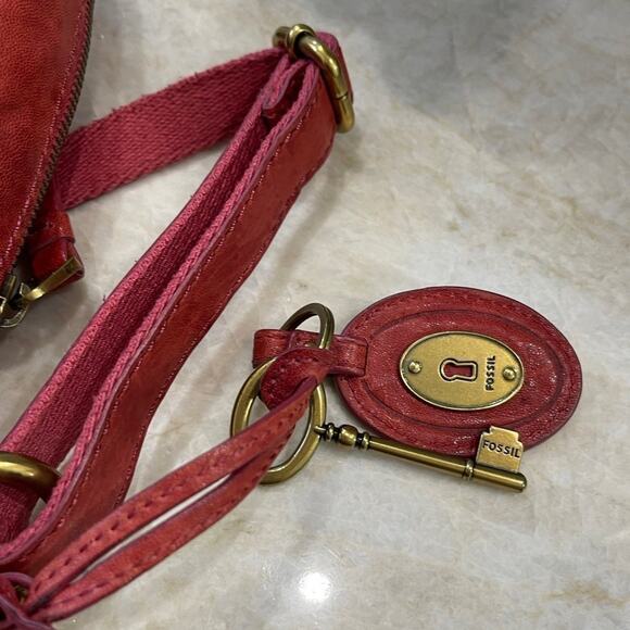 Fossil crossbody bag red leather crossbody - Picture 9 of 11